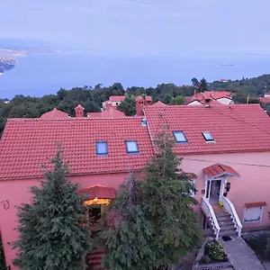  Apartman Uphill