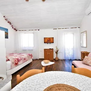  Apartman Skoric Volosko
