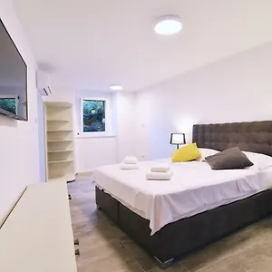  Apartman Pia Volosko,